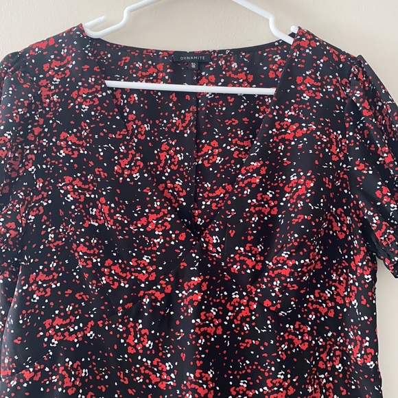 Dynamite Blouse - Picture 2 of 5